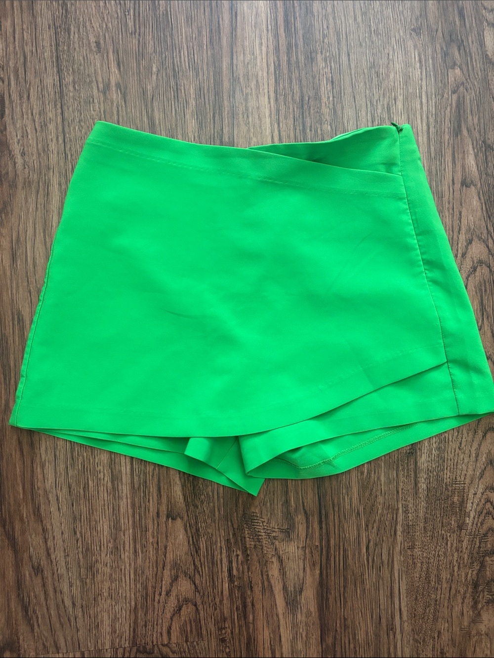LOVE TREE Neon Green Wrap Envelope Skort Shorts High Waisted Size M